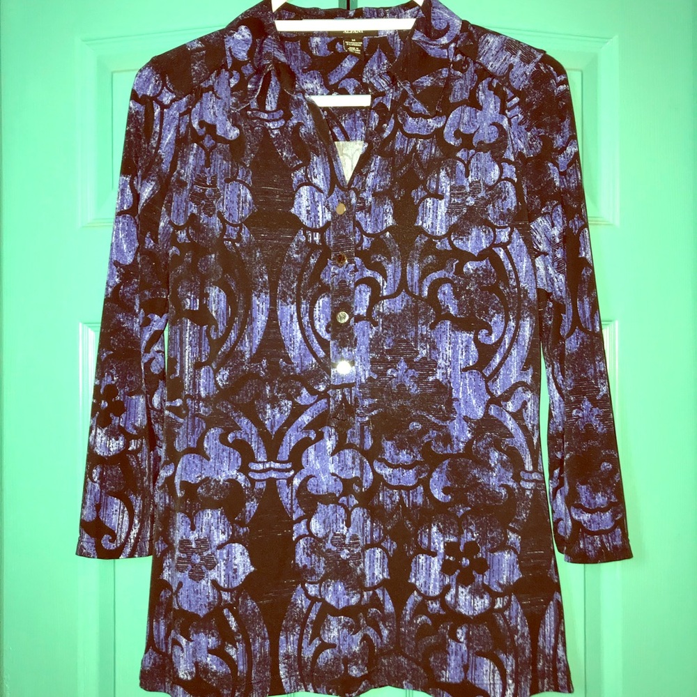 Alfani women’s M blue/black printed blouse